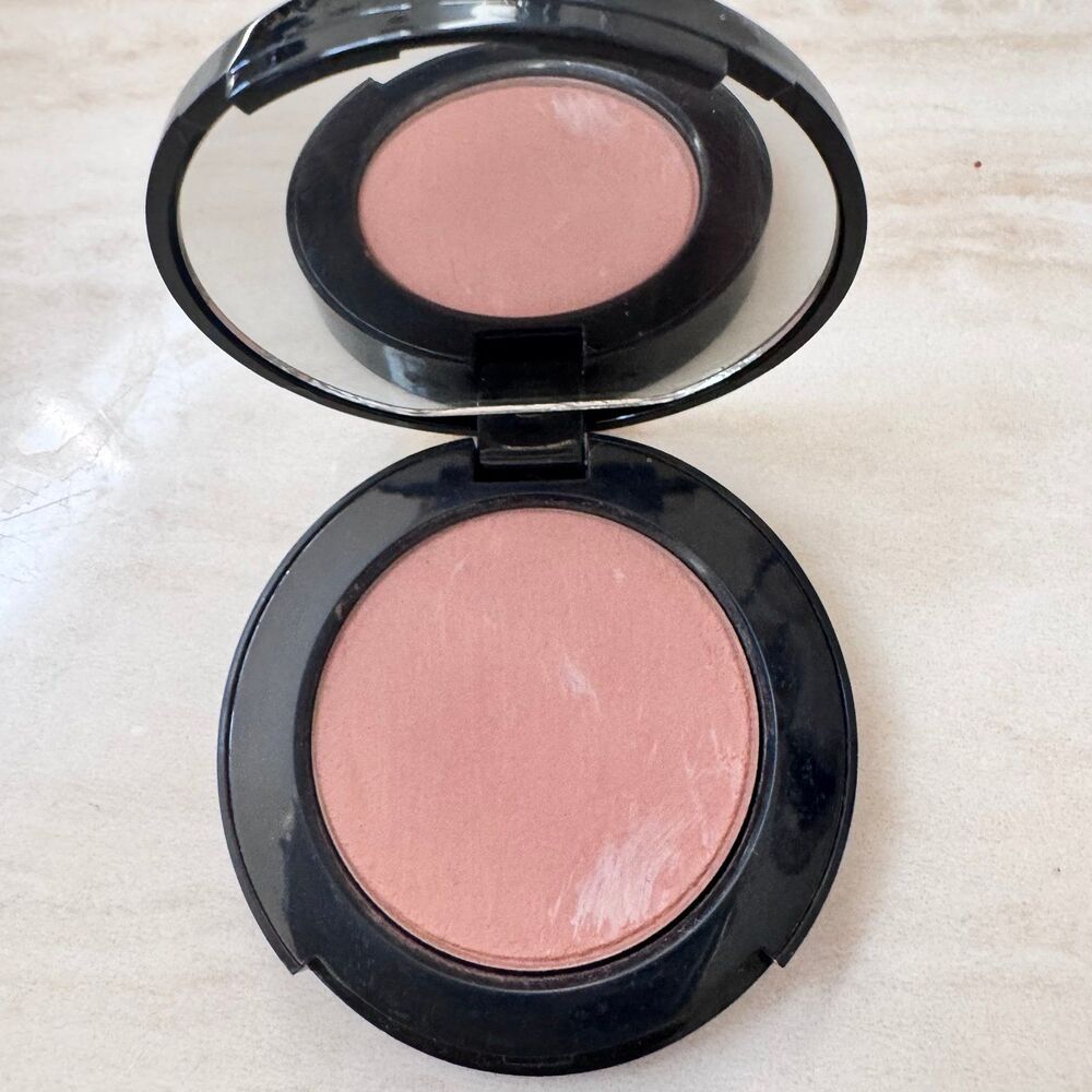 Vintage Bobbi Brown Bronzing Powder Medium 2 Compact –Collectible Makeup Display